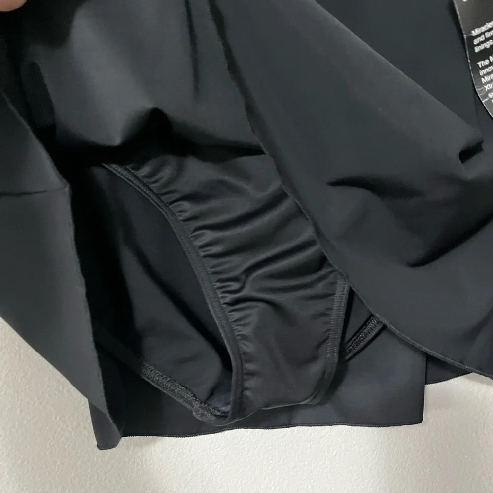 Miraclesuit NWT Skirted Swim Bottom Black Size US 16 Slimming Beach Travel - Picture 2 of 7
